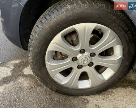 Синий Опель Зафира, объемом двигателя 1.8 л и пробегом 186 тыс. км за 7250 $, фото 62 на Automoto.ua