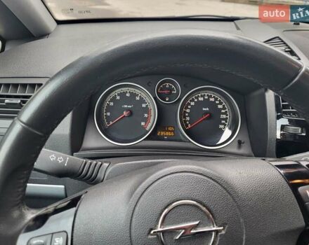 Опель Зафира 2010 в Хмельницком на Automoto.ua Синий Опель Зафира, объемом двигателя 1.6 л и пробегом 235 тыс. км за 5700 $, фото 5 на Automoto.ua