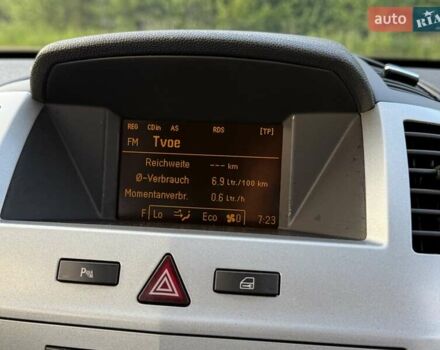 Синий Опель Зафира, объемом двигателя 1.8 л и пробегом 186 тыс. км за 7250 $, фото 55 на Automoto.ua