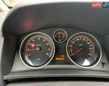 Синий Опель Зафира, объемом двигателя 1.6 л и пробегом 310 тыс. км за 6500 $, фото 16 на Automoto.ua