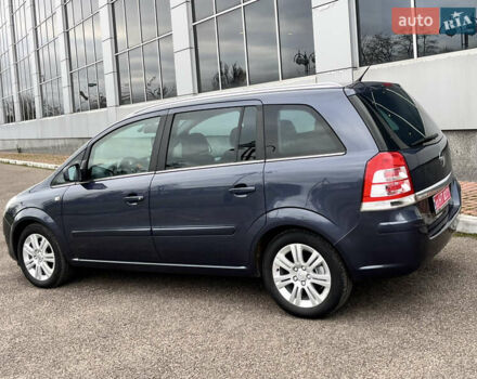 Синий Опель Зафира, объемом двигателя 1.8 л и пробегом 190 тыс. км за 7650 $, фото 16 на Automoto.ua