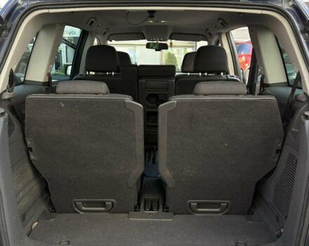 Синий Опель Зафира, объемом двигателя 1.7 л и пробегом 248 тыс. км за 7150 $, фото 13 на Automoto.ua