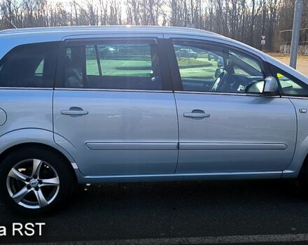 Синий Опель Зафира, объемом двигателя 1.6 л и пробегом 306 тыс. км за 6800 $, фото 3 на Automoto.ua