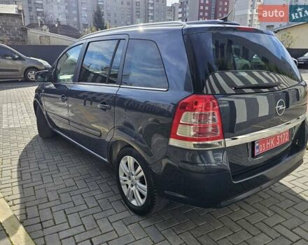 Синий Опель Зафира, объемом двигателя 1.7 л и пробегом 241 тыс. км за 7200 $, фото 5 на Automoto.ua