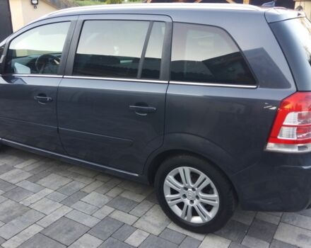 Синий Опель Зафира, объемом двигателя 1.8 л и пробегом 255 тыс. км за 6850 $, фото 3 на Automoto.ua