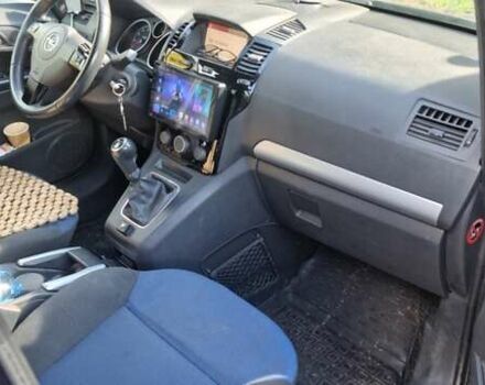 Синий Опель Зафира, объемом двигателя 1.8 л и пробегом 225 тыс. км за 6750 $, фото 7 на Automoto.ua