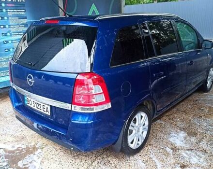 Синий Опель Зафира, объемом двигателя 1.7 л и пробегом 357 тыс. км за 6500 $, фото 13 на Automoto.ua