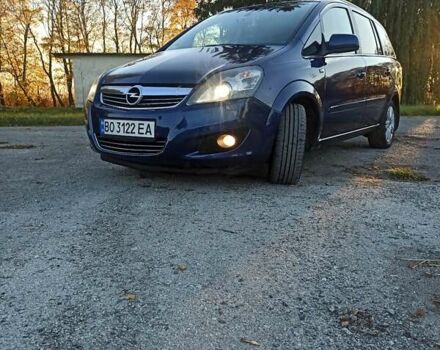 Синий Опель Зафира, объемом двигателя 1.7 л и пробегом 357 тыс. км за 6500 $, фото 3 на Automoto.ua