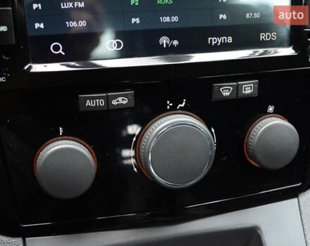 Опель Зафира 2010 в Киеве на Automoto.ua Синий Опель Зафира, объемом двигателя 1.6 л и пробегом 310 тыс. км за 6800 $, фото 21 на Automoto.ua