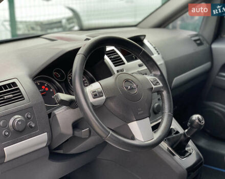 Опель Зафира 2011 в Бердичеве на Automoto.ua Синий Опель Зафира, объемом двигателя 1.7 л и пробегом 396 тыс. км за 7399 $, фото 23 на Automoto.ua