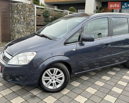 Синій Опель Зафіра, об'ємом двигуна 1.7 л та пробігом 197 тис. км за 7399 $, фото 7 на Automoto.ua