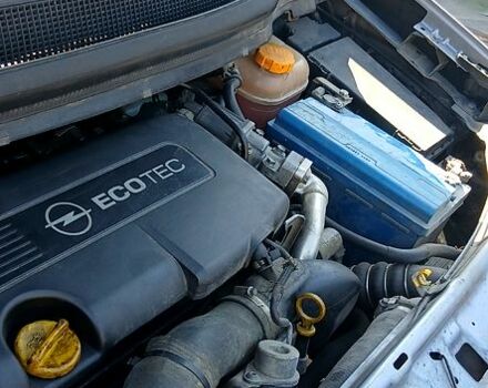 Синий Опель Зафира, объемом двигателя 1.7 л и пробегом 232 тыс. км за 6300 $, фото 4 на Automoto.ua