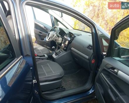 Синій Опель Зафіра, об'ємом двигуна 1.8 л та пробігом 263 тис. км за 7400 $, фото 9 на Automoto.ua