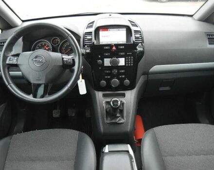 Синий Опель Зафира, объемом двигателя 1.8 л и пробегом 188 тыс. км за 4950 $, фото 12 на Automoto.ua