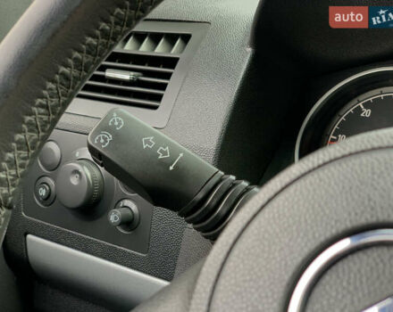 Опель Зафира 2011 в Бердичеве на Automoto.ua Синий Опель Зафира, объемом двигателя 1.7 л и пробегом 396 тыс. км за 7399 $, фото 41 на Automoto.ua