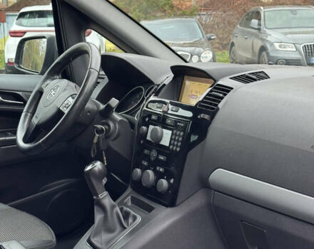 Синий Опель Зафира, объемом двигателя 1.7 л и пробегом 197 тыс. км за 8150 $, фото 33 на Automoto.ua