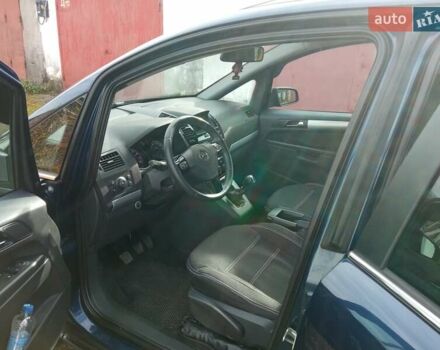 Синій Опель Зафіра, об'ємом двигуна 1.8 л та пробігом 263 тис. км за 7400 $, фото 6 на Automoto.ua