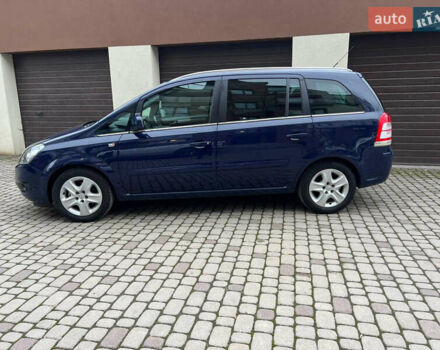 Синій Опель Зафіра, об'ємом двигуна 1.8 л та пробігом 151 тис. км за 6999 $, фото 3 на Automoto.ua