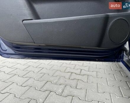 Синий Опель Зафира, объемом двигателя 1.69 л и пробегом 233 тыс. км за 7200 $, фото 20 на Automoto.ua