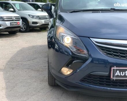 Синий Опель Зафира, объемом двигателя 1.4 л и пробегом 196 тыс. км за 10190 $, фото 9 на Automoto.ua