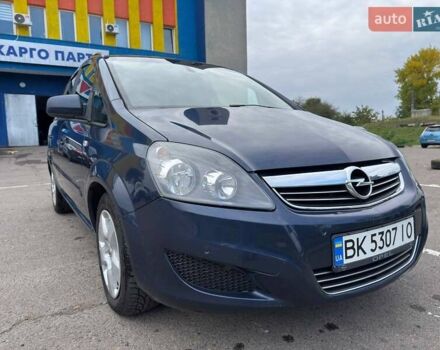 Опель Зафира 2012 в Ровно на Automoto.ua Синий Опель Зафира, объемом двигателя 1.69 л и пробегом 286 тыс. км за 7400 $, фото 5 на Automoto.ua