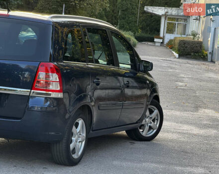 Синий Опель Зафира, объемом двигателя 1.6 л и пробегом 192 тыс. км за 7400 $, фото 12 на Automoto.ua