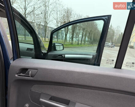 Синій Опель Зафіра, об'ємом двигуна 1.6 л та пробігом 207 тис. км за 7400 $, фото 20 на Automoto.ua