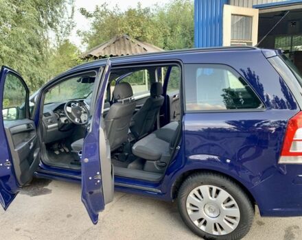 Синий Опель Зафира, объемом двигателя 1.6 л и пробегом 188 тыс. км за 7300 $, фото 4 на Automoto.ua