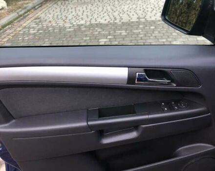 Синий Опель Зафира, объемом двигателя 1.69 л и пробегом 270 тыс. км за 7700 $, фото 19 на Automoto.ua