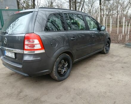 Синий Опель Зафира, объемом двигателя 2 л и пробегом 341 тыс. км за 3200 $, фото 5 на Automoto.ua