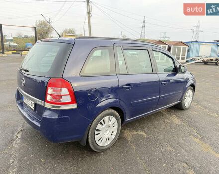 Синий Опель Зафира, объемом двигателя 1.6 л и пробегом 192 тыс. км за 7250 $, фото 4 на Automoto.ua