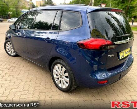 Синий Опель Зафира, объемом двигателя 1.4 л и пробегом 125 тыс. км за 9200 $, фото 3 на Automoto.ua