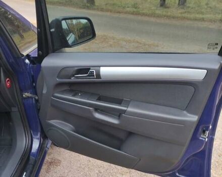 Синій Опель Зафіра, об'ємом двигуна 1.6 л та пробігом 237 тис. км за 7000 $, фото 24 на Automoto.ua