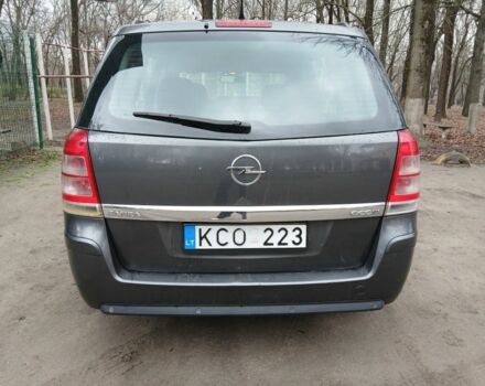 Синий Опель Зафира, объемом двигателя 2 л и пробегом 341 тыс. км за 3200 $, фото 4 на Automoto.ua