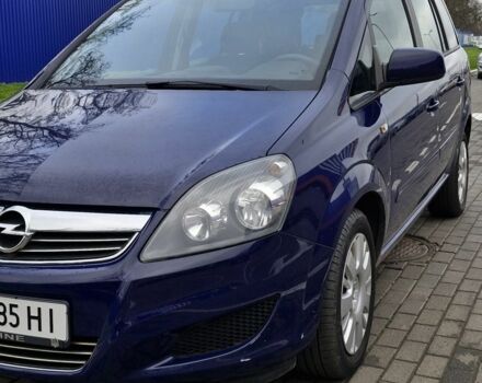 Синий Опель Зафира, объемом двигателя 1.6 л и пробегом 133 тыс. км за 8000 $, фото 1 на Automoto.ua