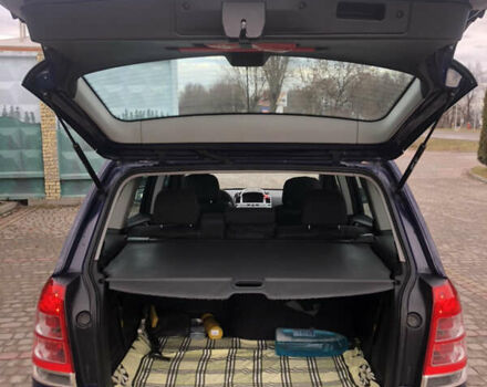 Синий Опель Зафира, объемом двигателя 1.69 л и пробегом 270 тыс. км за 7700 $, фото 17 на Automoto.ua