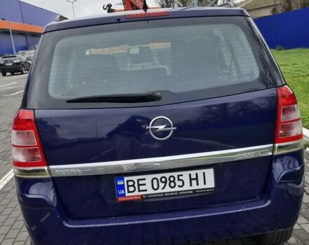 Синий Опель Зафира, объемом двигателя 1.6 л и пробегом 133 тыс. км за 8000 $, фото 5 на Automoto.ua