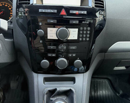 Синій Опель Зафіра, об'ємом двигуна 1.8 л та пробігом 189 тис. км за 8200 $, фото 4 на Automoto.ua