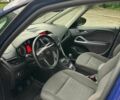 Синій Опель Зафіра, об'ємом двигуна 2 л та пробігом 240 тис. км за 7900 $, фото 4 на Automoto.ua