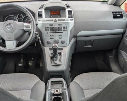 Синій Опель Зафіра, об'ємом двигуна 1.6 л та пробігом 180 тис. км за 6300 $, фото 7 на Automoto.ua