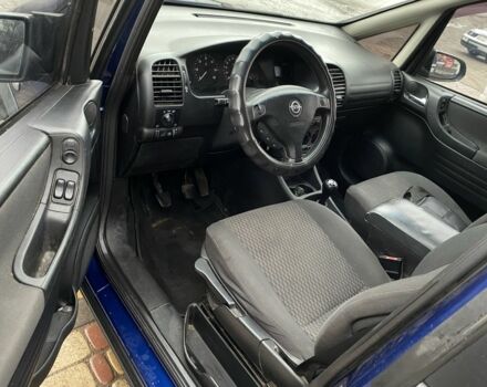 Синий Опель Зафира, объемом двигателя 2 л и пробегом 123 тыс. км за 3500 $, фото 3 на Automoto.ua