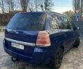Синий Опель Зафира, объемом двигателя 1.9 л и пробегом 460 тыс. км за 5200 $, фото 4 на Automoto.ua