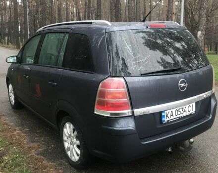 Синий Опель Зафира, объемом двигателя 1.9 л и пробегом 395 тыс. км за 4700 $, фото 3 на Automoto.ua