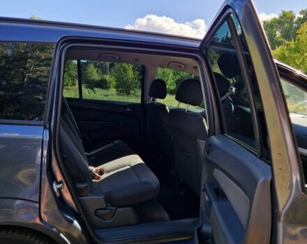 Синий Опель Зафира, объемом двигателя 1.6 л и пробегом 260 тыс. км за 5000 $, фото 4 на Automoto.ua