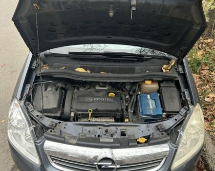 Синий Опель Зафира, объемом двигателя 1.6 л и пробегом 248 тыс. км за 5899 $, фото 3 на Automoto.ua