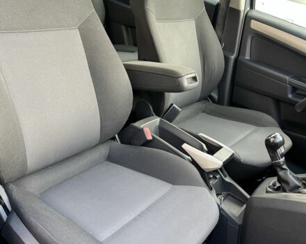 Синий Опель Зафира, объемом двигателя 1.8 л и пробегом 170 тыс. км за 6300 $, фото 11 на Automoto.ua