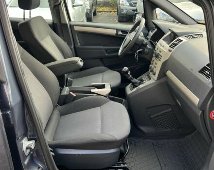 Синий Опель Зафира, объемом двигателя 1.8 л и пробегом 170 тыс. км за 6300 $, фото 12 на Automoto.ua