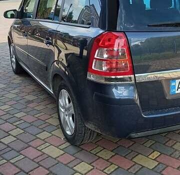 Синій Опель Зафіра, об'ємом двигуна 1.7 л та пробігом 210 тис. км за 6450 $, фото 4 на Automoto.ua