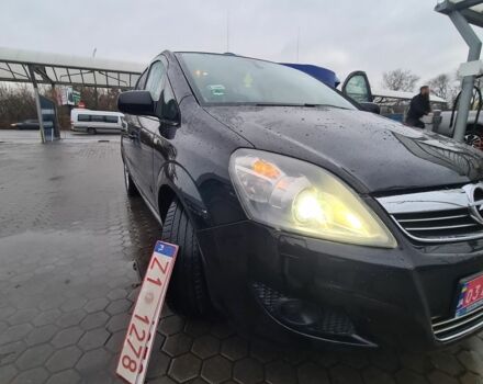 Синий Опель Зафира, объемом двигателя 1.8 л и пробегом 196 тыс. км за 7200 $, фото 4 на Automoto.ua