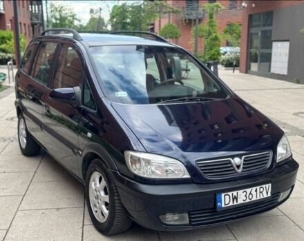 Синий Опель Зафира, объемом двигателя 0 л и пробегом 257 тыс. км за 2200 $, фото 1 на Automoto.ua